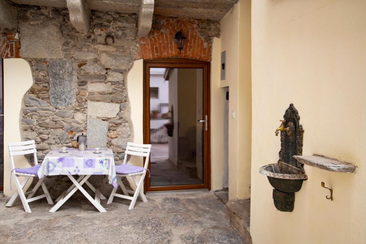 La Fonte - Duplex In Historical Center Apartment Lesa Bagian luar foto